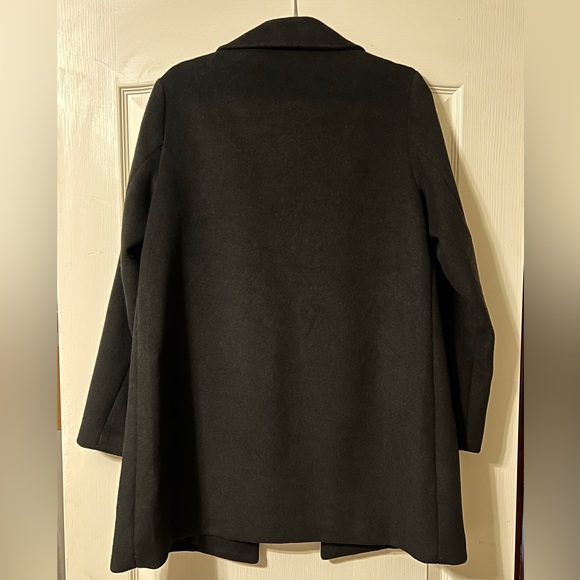 Old Navy - Picture 2 of 2